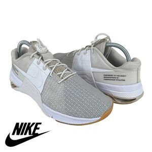 Nike‎ Men’s 9 Metcon 8 Natural/White/Gray Lock Laces Gym Sneakers Shoes